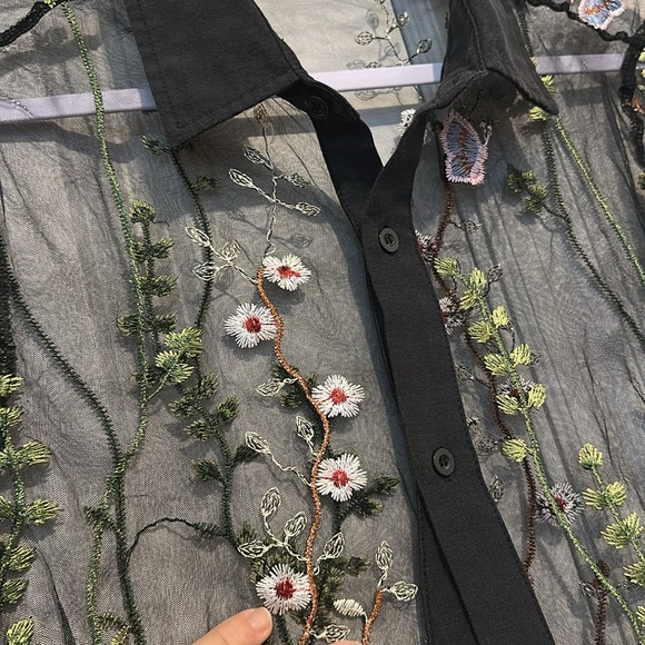 MANFINITY Black Sheer Top with Floral Embroidery - Picture 5 of 8
